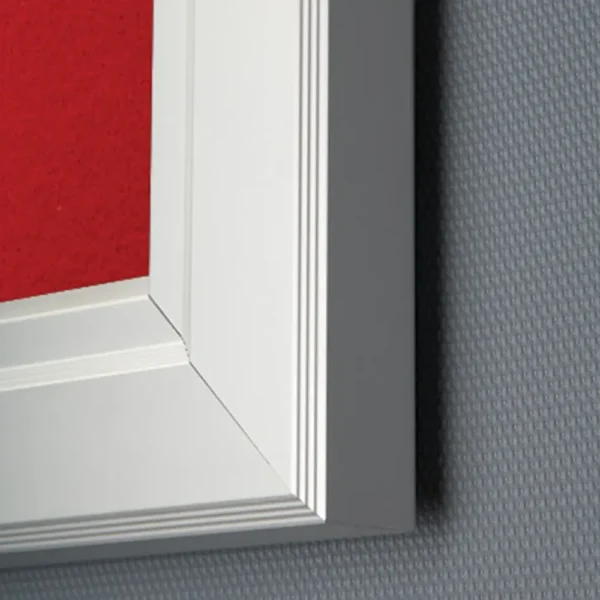 Avizier de velur cu sistem de inchidere-trimax