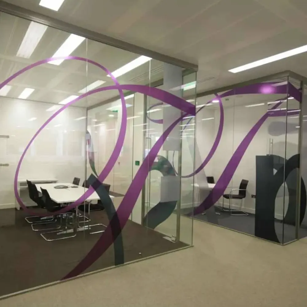 Folie adeziva decorativa pentru geamuri - ORACAL® 8300-trimax