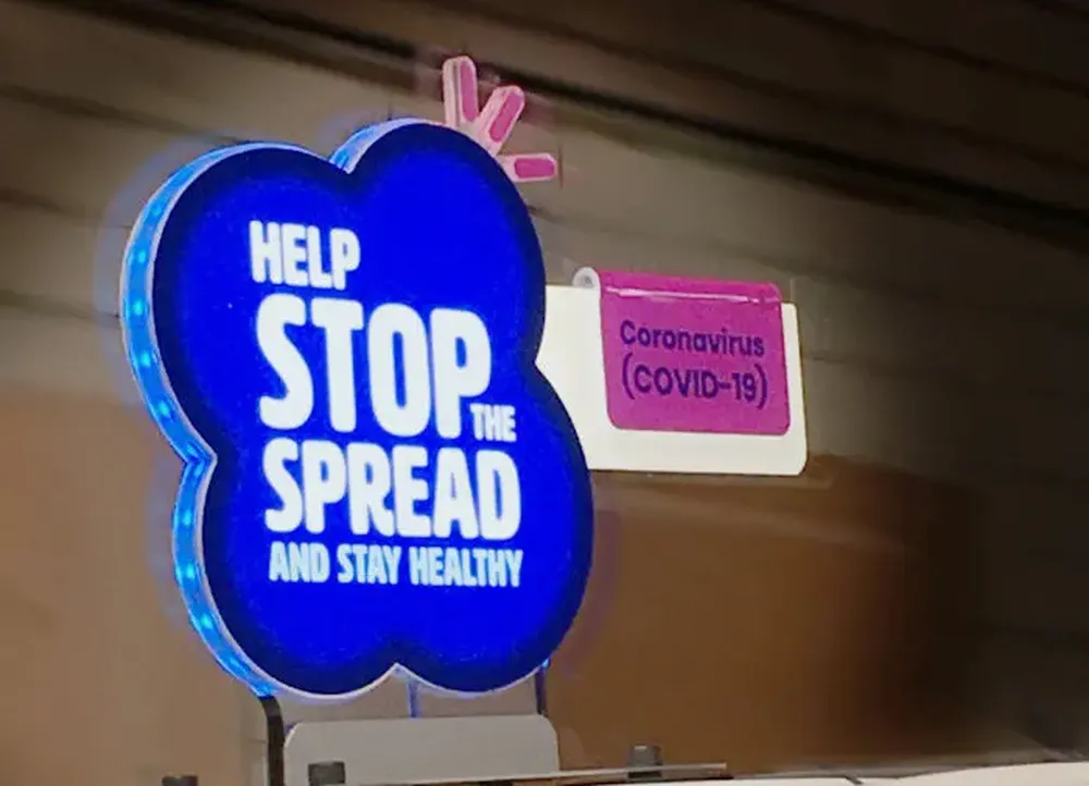 Folie Adeziva Translucentă, Ideală pentru Casete Luminoase - ORACAL® 8500-trimax