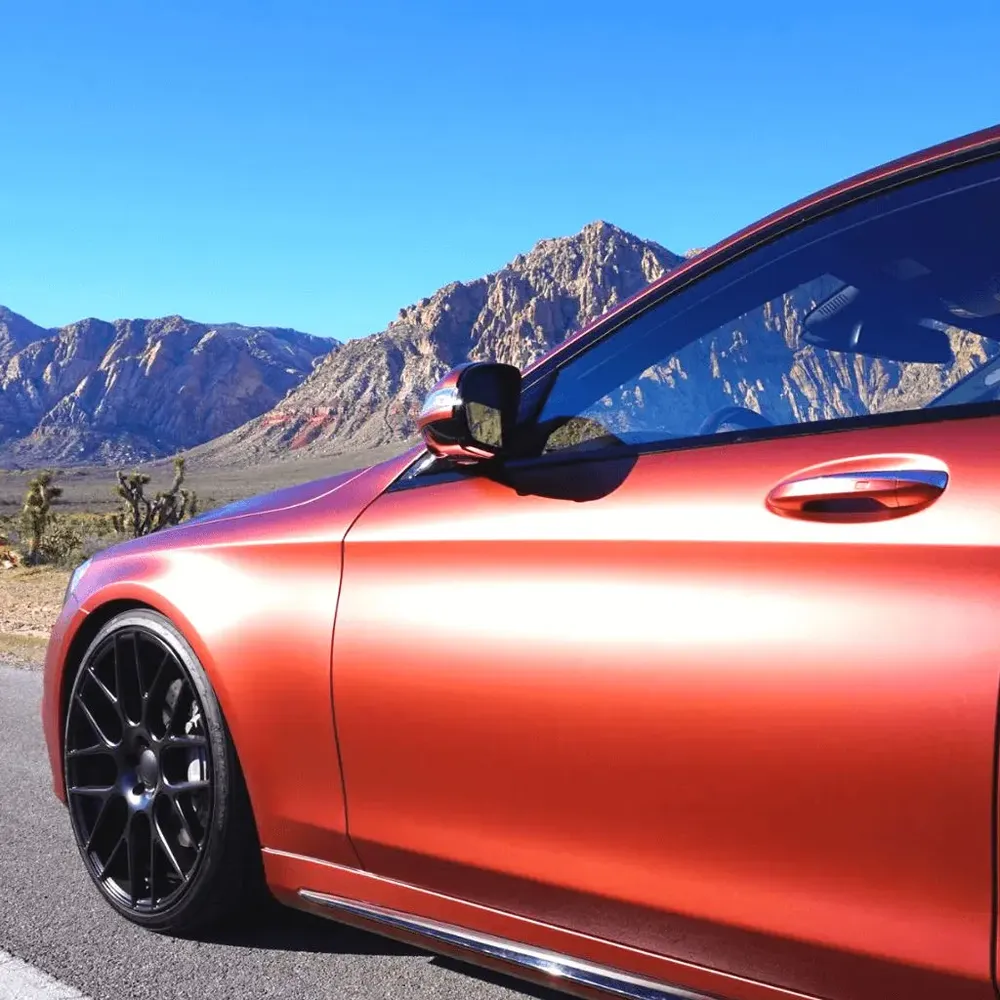 Folie Auto Premium Mată Metalizată cu Tehnologia RapidAir® - ORACAL® 970 RA-trimax