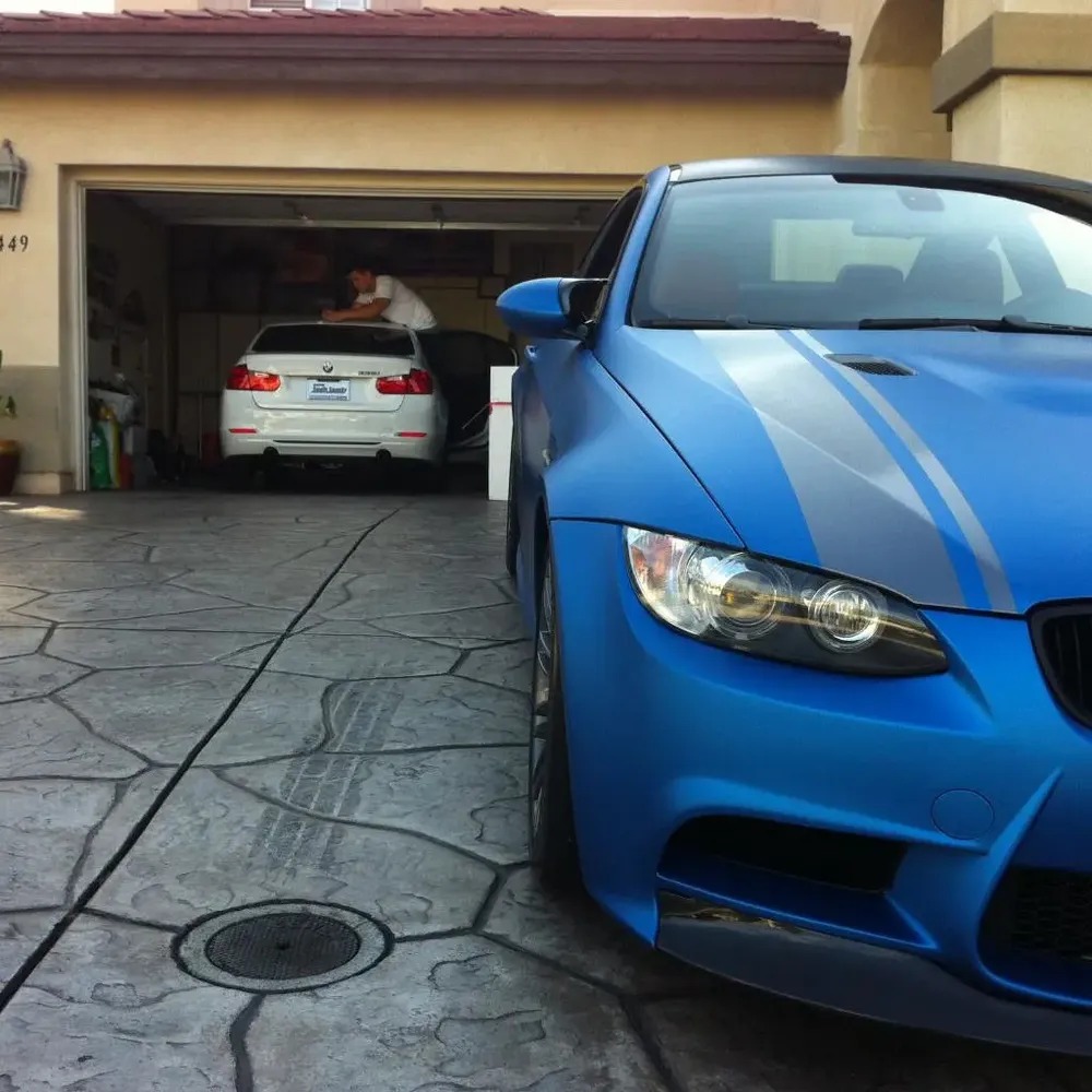 Folie Auto Premium Mată Metalizată cu Tehnologia RapidAir® - ORACAL® 970 RA-trimax