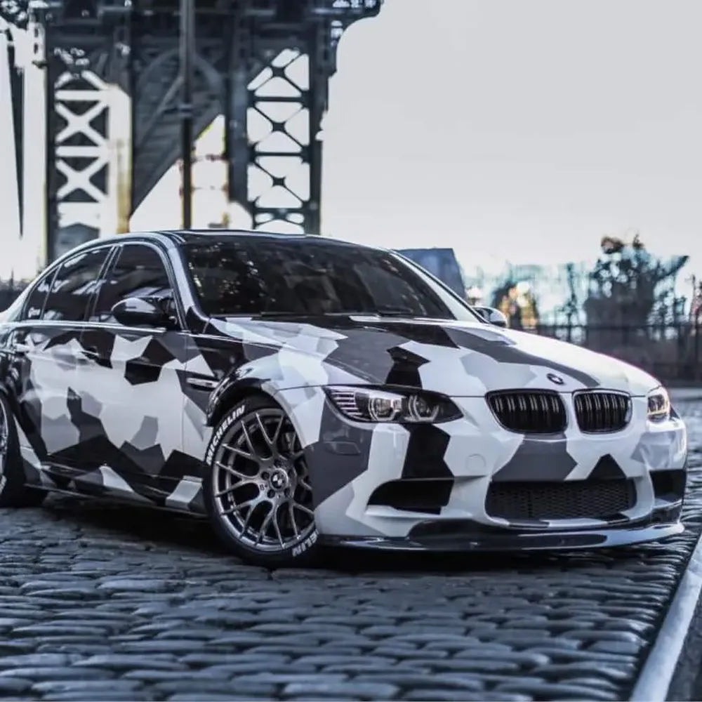 ORACAL 651 – Folie Autocolantă Mată, Ideală pentru Inscripționarea Suprafețelor Drepte/Ușor curbate – Lățime 1000 mm-trimax