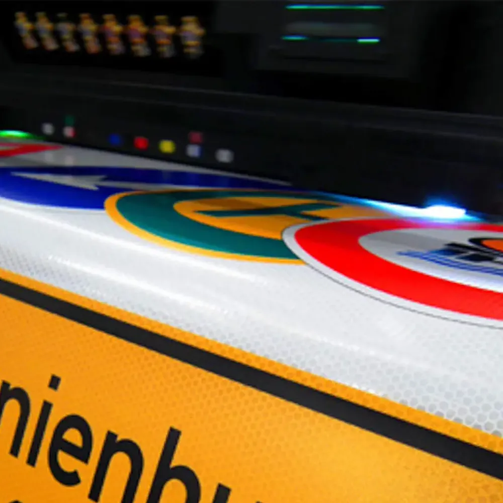 ORALITE® 5500 - Folie Adeziva Reflectorizanta Engineer Grade-trimax