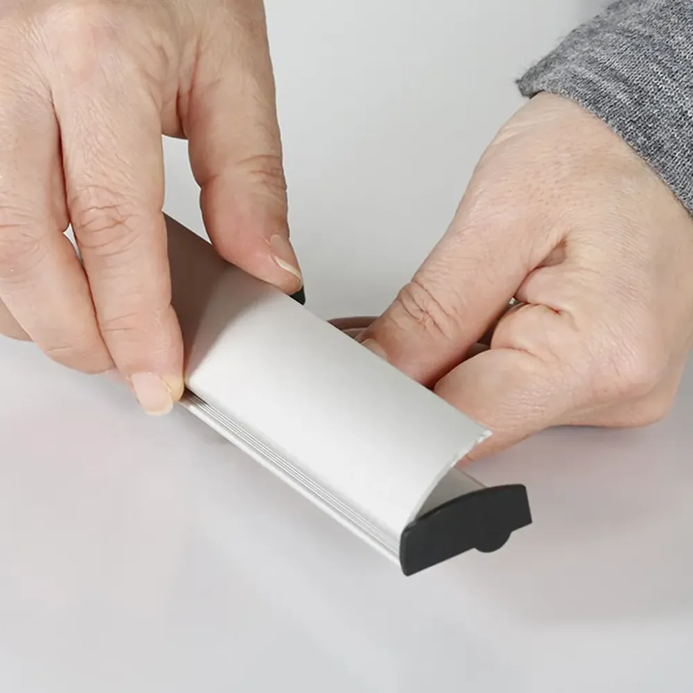 Poster Hanger Click - Sistem de afisare pentru postere-trimax