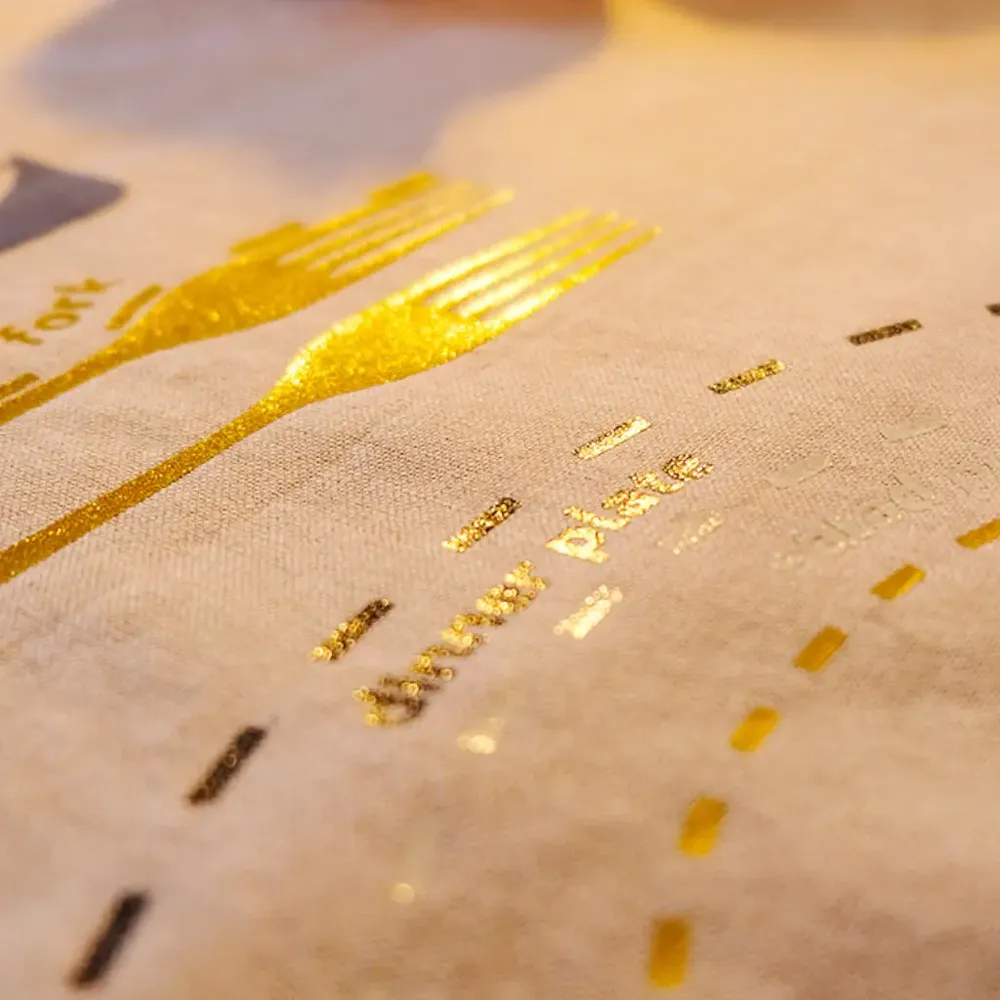 SPARKLE - Folie Termotransfer Sidefată pentru Personalizarea Textilelor din Bumbac, Poliester și Materiale Sintetice - SISER®-trimax