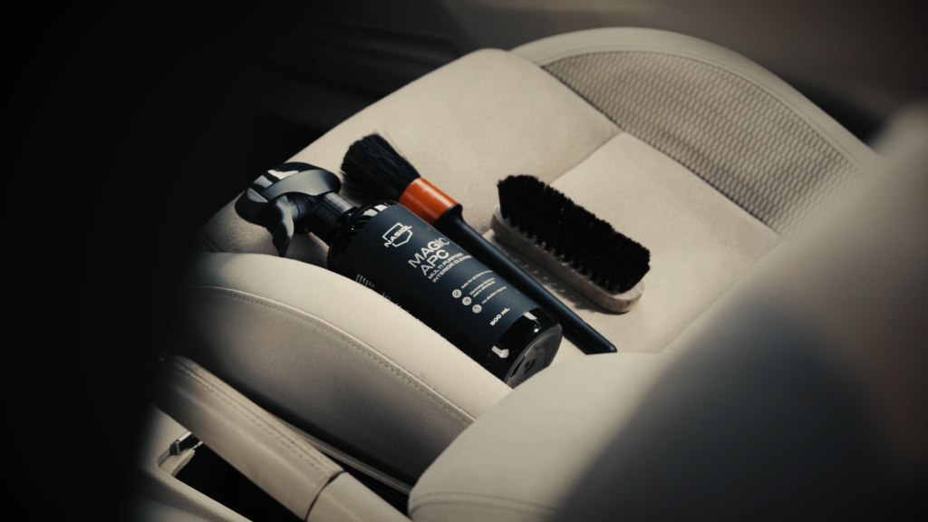 Produs Multifuncțional pentru Curățarea Interioarelor 500ml - Nasiol MAGIC APC